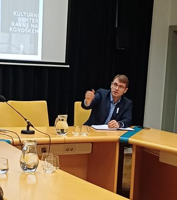 Javna predstavitev popoplavne sanacije Kulturnega centra (17)